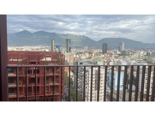 Tirane, shitet apartament 3+1+Ballkon Kati 18, 159 m² 399.000 € (rruga e kavajes)