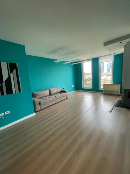 Tirane, jepet me qera apartament 2+1+Ballkon Kati 6, 110 m² 1.200 € (Bulevardi Deshmoret e Kombit)