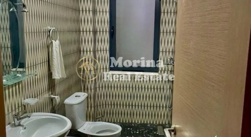 Tirane, jepet me qera apartament 1+1 Kati 2, 65 m² 400 € (Rruga 5 Maji)