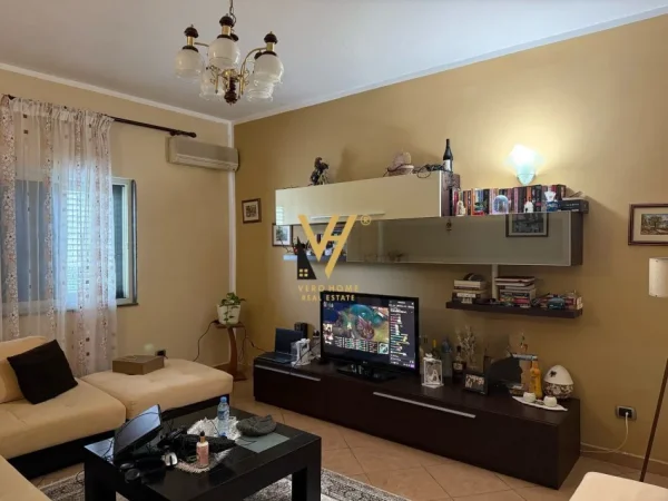 Durres, shitet Vile 3 Katshe Kati 0, 158 m² 400.000 € (SHKOZET)