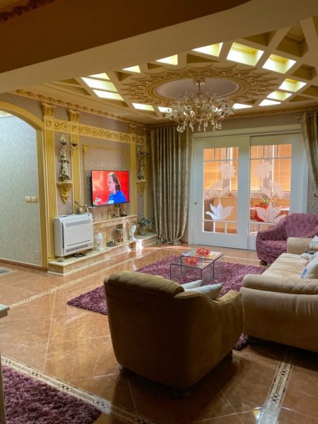 Tirane, shitet apartament 3+1+Ballkon Kati 2, 121 m² 240.000 € (Kodra e Diellit)