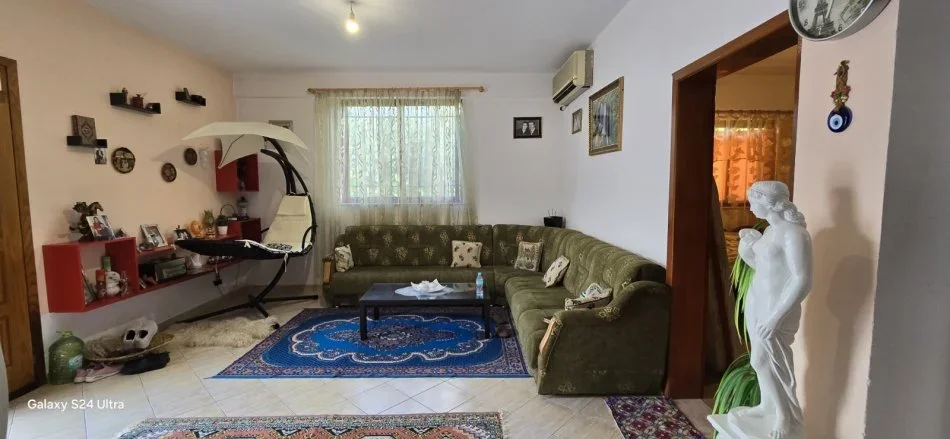 Tirane, shitet apartament 3+1 Kati 0, 100 m² 135.000 € (Kthesa e Kamzes)