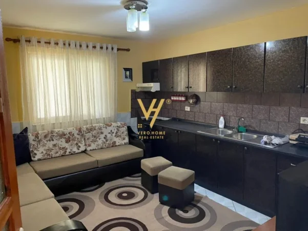 Tirane, shitet shtepi 4+1+Ballkon Kati 0, 345 m² 320.000 € (SELITE)