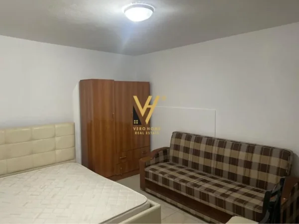 Tirane, shitet shtepi 4+1+Ballkon Kati 0, 345 m² 320.000 € (SELITE)