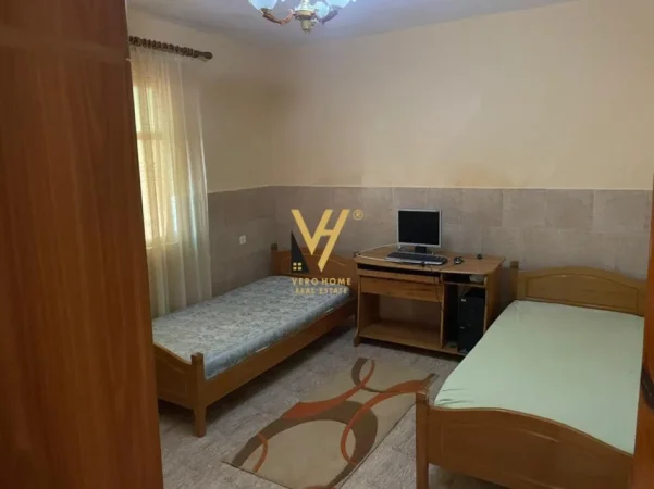 Tirane, shitet shtepi 4+1+Ballkon Kati 0, 345 m² 320.000 € (SELITE)