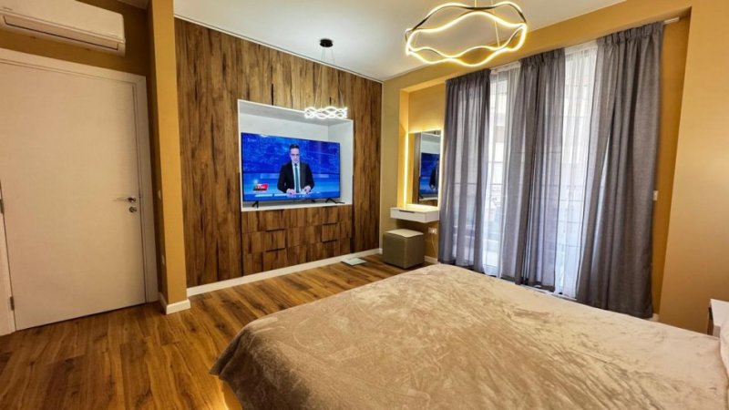Tirane, jepet me qera apartament 1+1+Aneks+Ballkon Kati 2, 75 m² 800 € (square 21 , rruga e kavajes)