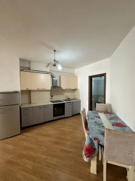 Tirane, shitet apartament 1+1 Kati 3, 72 m² 92.000 € (unaza e re)