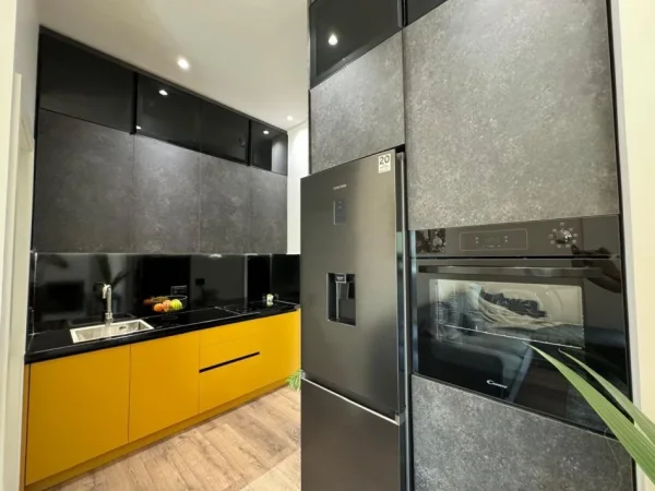 Tirane, jepet me qera apartament 1+1+Ballkon , 74 m² 600 € (Kodra e Diellit)