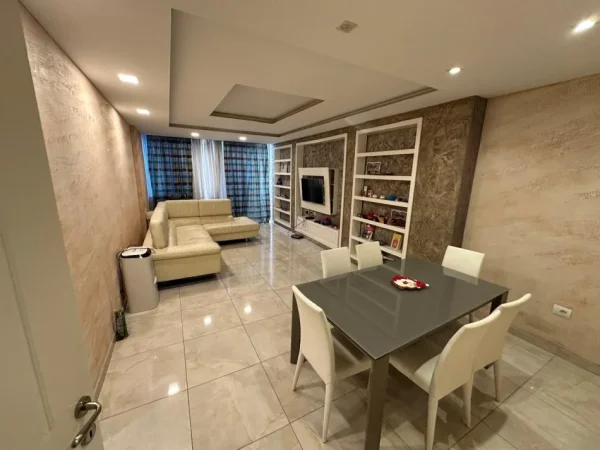 Tirane, shitet apartament 2+1+Ballkon Kati 3, 107 m² 210.000 € (liqeni i thate)