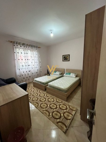 Tirane, jepet me qera apartament 2+1+Ballkon Kati 0, 105 m² 400 € (YZBERISHT)