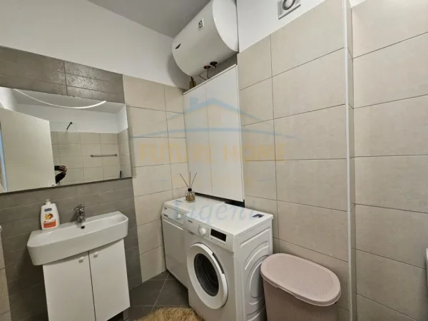 Tirane, shitet apartament 3+1 Kati 3, 144 m² 350.000 € (Liqeni i Thate)