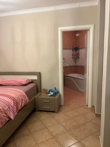 Tirane, shes apartament 2+1 Kati 6, 117 m² (Reshit Petrela)