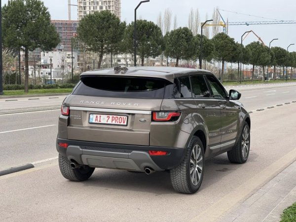 Tirane, shes makine RANGE ROVER EVOQUE Benzin, bezhë automatik Klima 102.000 km 17.500 €