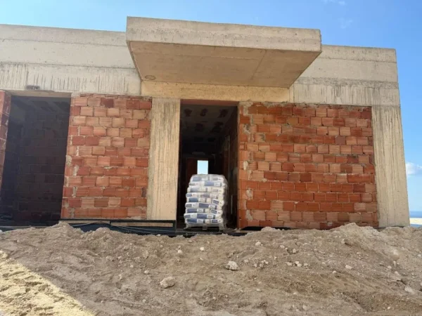 SHITET: VILE 2-Kateshe & Pishine+Oborr (600m2)+2P.Parkimi📍 San Nicolas - Palase ( Sip: 219,4m2 ) 📌ME HIPOTEKE - Mundesi Kredimi & Pagese me Keste - 1,250,000 Euro