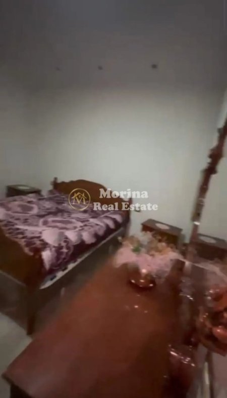 Tirane, jepet me qera apartament 2+1 Kati 3, 400 m² 400 € (Jordan Misja)