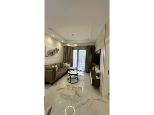 Tirane, jepet me qera apartament 2+1+Aneks+Ballkon Kati 17, 110 m² 1.200 € (Residena “Garden Building”)