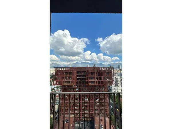 Tirane, jepet me qera apartament 2+1+Aneks+Ballkon Kati 17, 110 m² 1.200 € (Residena “Garden Building”)