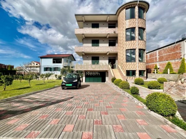 Tirane, jepet me qera Vile 3 Katshe Kati 4, 1.300 m² 1.100 € (Qtu)