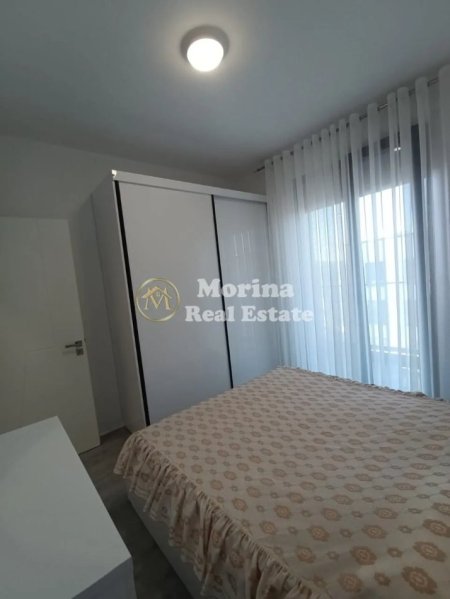 Tirane, jepet me qera apartament 1+1+Ballkon Kati 8, 62 m² 550 € (Rezidenca Erli- Porcelan)