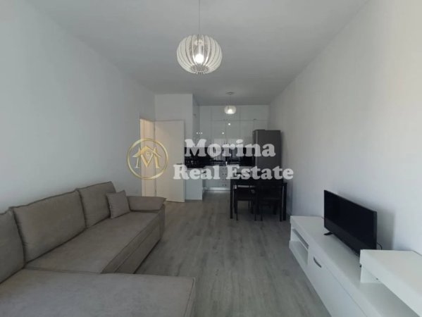 Tirane, jepet me qera apartament 1+1+Ballkon Kati 8, 62 m² 550 € (Rezidenca Erli- Porcelan)