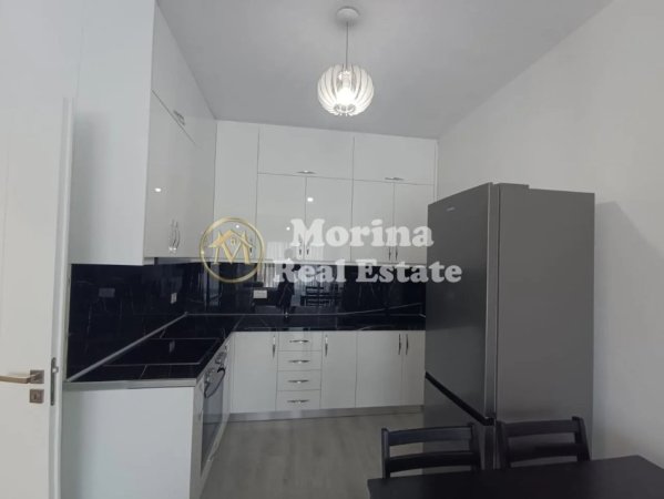 Tirane, jepet me qera apartament 1+1+Ballkon Kati 8, 62 m² 550 € (Rezidenca Erli- Porcelan)