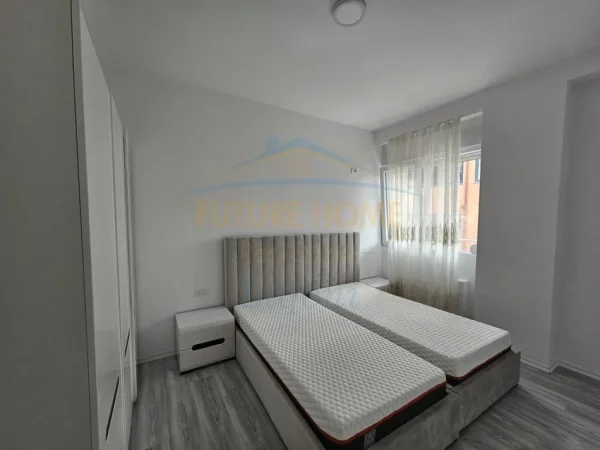 Tirane, shitet apartament 3+1 Kati 3, 127 m² 350.000 € (Liqeni i Thate)