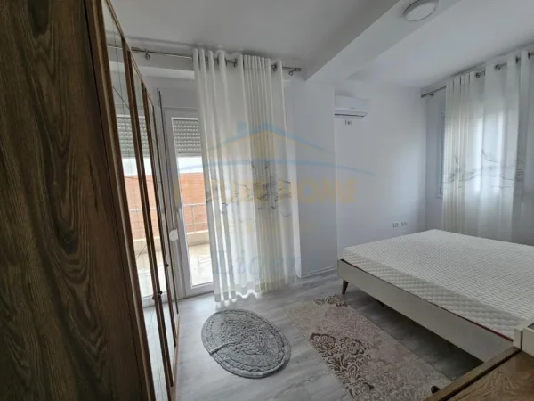 Tirane, shitet apartament 3+1 Kati 3, 127 m² 350.000 € (Liqeni i Thate)
