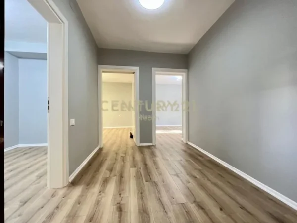 Tirane, shes apartament 2+1+Aneks+Ballkon Kati 2, 75 m² 179.000 € (Myslym shyri)