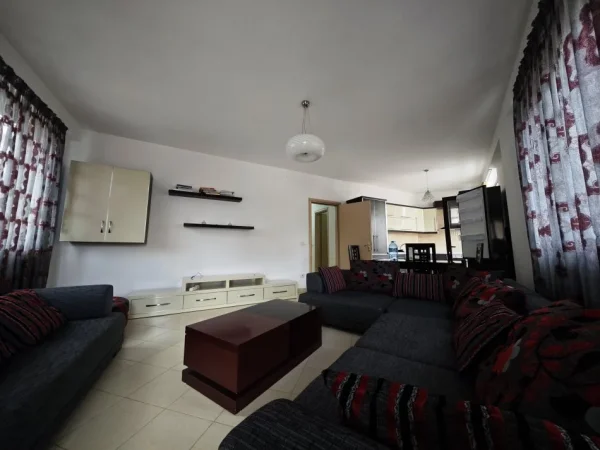 Tirane, shitet apartament 2+1+Ballkon Kati 4, 111 m² 135.000 € (Fresk)