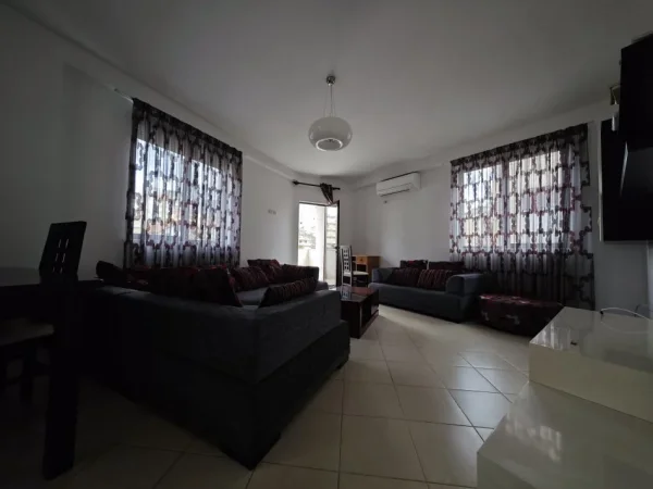 Tirane, shitet apartament 2+1+Ballkon Kati 4, 111 m² 135.000 € (Fresk)