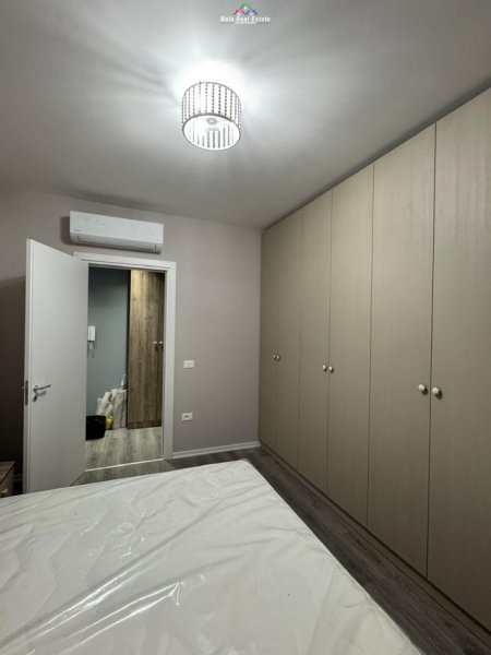 Tirane, jepet me qera apartament 1+1+Ballkon Kati 4, 70 m² 600 € (don bosko)