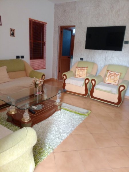 Tirane, shitet shtepi 2+1+Aneks+Ballkon Kati 2, 230 m² 170.000 € (Kamez)