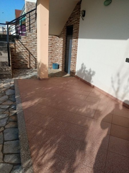 Tirane, shitet shtepi 2+1+Aneks+Ballkon Kati 2, 230 m² 170.000 € (Kamez)