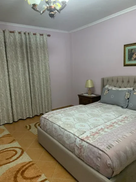Tirane, jepet me qera apartament duplex Dublex Kati 2, 120 m² 800 € (Selite)