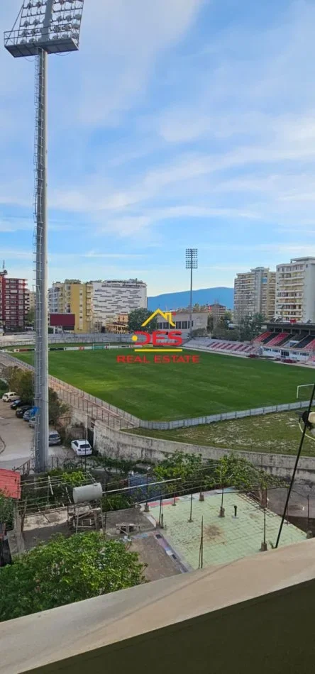 Vlore, shitet apartament 2+1+Ballkon Kati 5, 87 m² 110.000 € (Rruga Dush Strati)