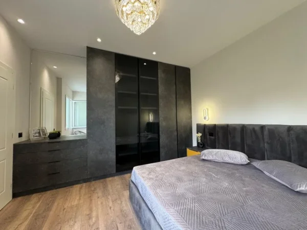 Tirane, jepet me qera apartament 1+1+Aneks+Ballkon Kati 6, 74 m² 600 € (Kodra e Diellit)