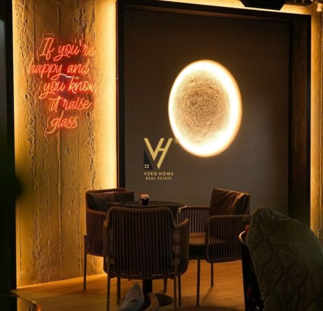 Tirane, shitet bar-kafe Kati 0, 250 m² 90.000 € (BULEVARDI BAJRAM CURRI)