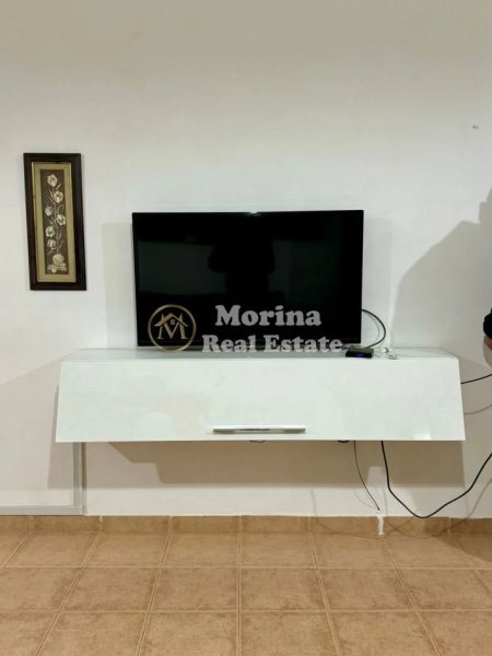 Tirane, jepet me qera shtepi 1+1 Kati 1, 60 m² 400 € (Rruga 5 Maji)