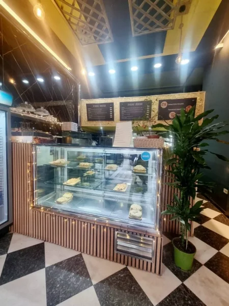 Tirane, shitet lokal Kati 0, 50 m² 250.000 € (Frederik shiroka)