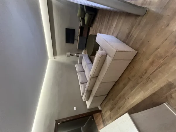 Pogradec, shes apartament 2+1+Aneks+Ballkon Kati 9, 120 m² 128.000 € (Rruga Naim Frasheri)