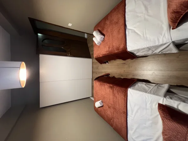 Pogradec, shes apartament 2+1+Aneks+Ballkon Kati 9, 120 m² 128.000 € (Rruga Naim Frasheri)