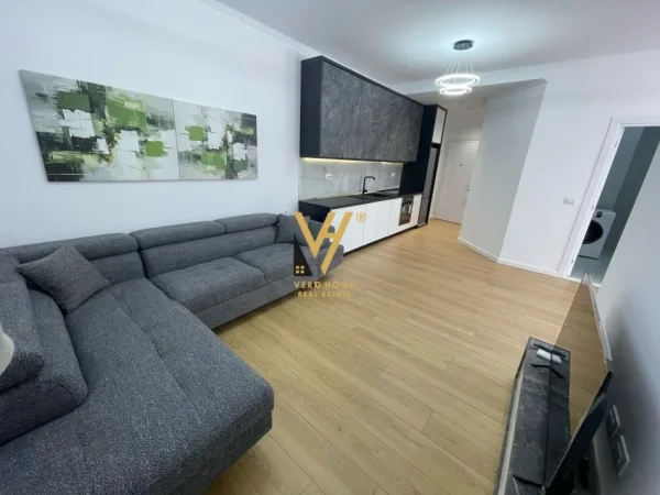Tirane, shitet apartament 2+1+Ballkon Kati 7, 96 m² 150.000 € (RRUGA DRITAN HOXHA)