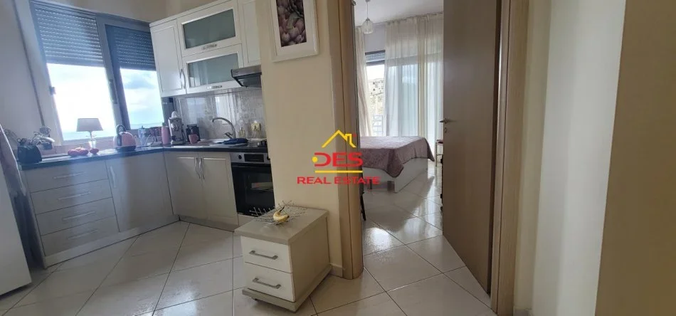 Vlore, shitet apartament 1+1+Ballkon Kati 3, 76 m² (Rruga Dhimitër Konomi)