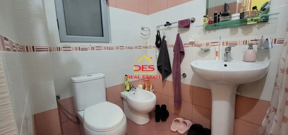 Vlore, shitet apartament 1+1+Ballkon Kati 3, 76 m² (Rruga Dhimitër Konomi)