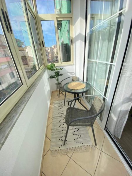 Tirane, jap me qera apartament 2+1+BLK 80 m² 500 Euro (Rruga Durresit)