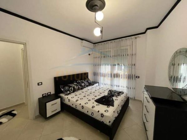 Tirane, jepet me qera apartament 2+1+BLK Kati 2, 100 m² 600 Euro (Liqeni i Thate)