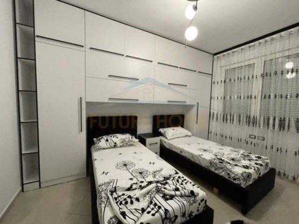 Tirane, jepet me qera apartament 2+1+BLK Kati 2, 100 m² 600 Euro (Liqeni i Thate)