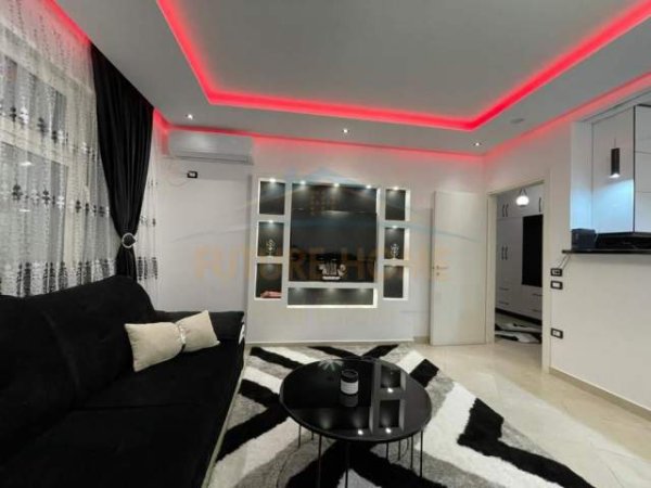 Tirane, jepet me qera apartament 2+1+BLK Kati 2, 100 m² 600 Euro (Liqeni i Thate)