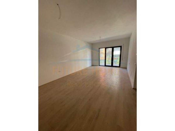 Tirane, shitet apartament 2+1+BLK Kati 1, 107 m² 149.000 Euro