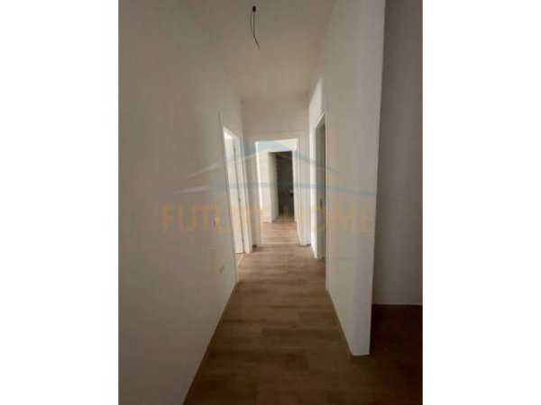 Tirane, shitet apartament 2+1+BLK Kati 1, 107 m² 149.000 Euro